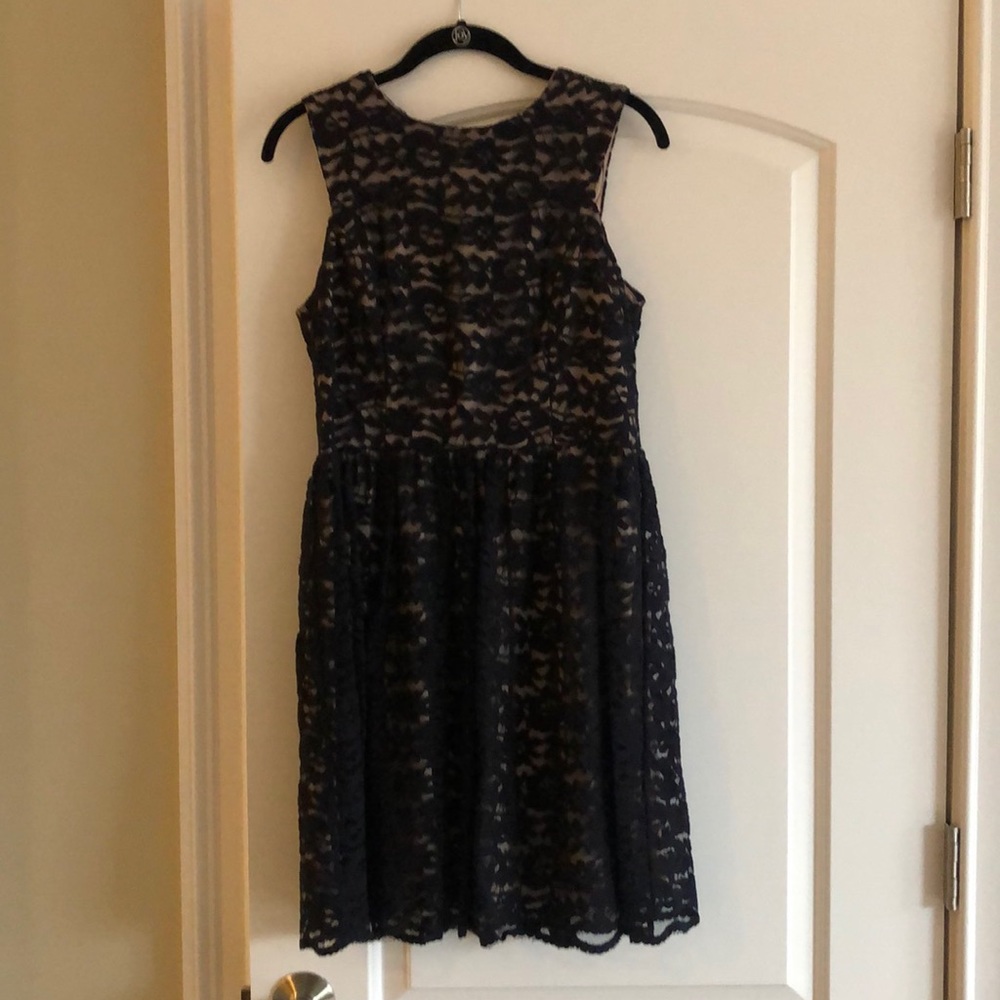 Lace dress